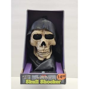 Newtoys & Novelty Skull Shocker Motion Sensor Animated Pops Out & Roars Working